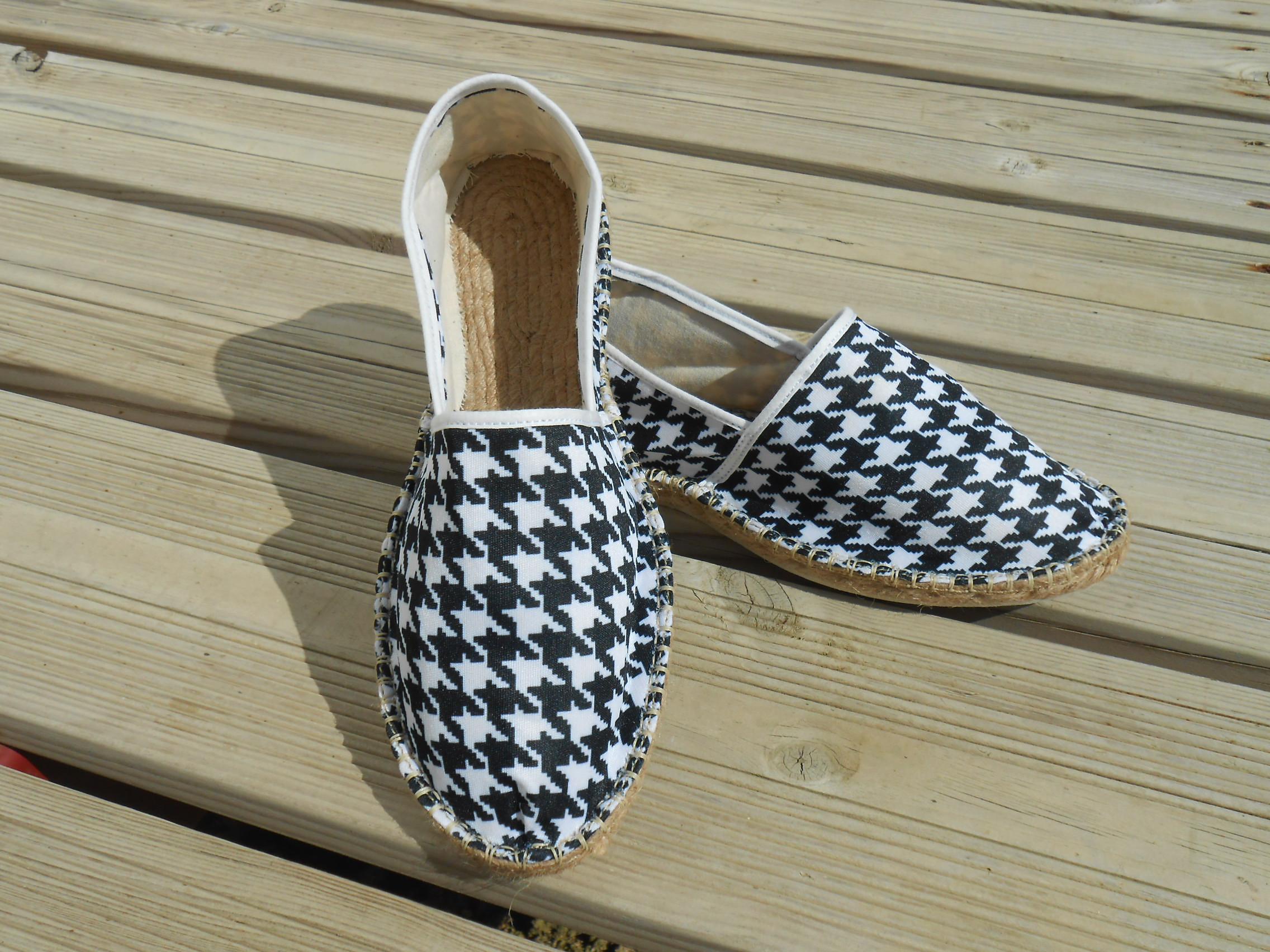 Espadrilles pied de poule taille 43